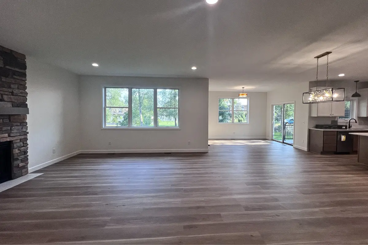 The Northstar 5 Living room sunroom and kitchen facing south